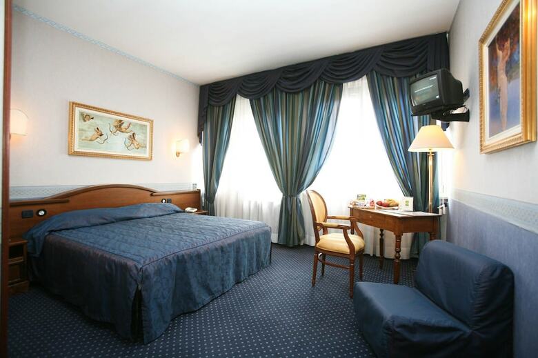 Cristallo Hotel