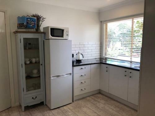 Hostal Sunshine Coast Tropical Getaway