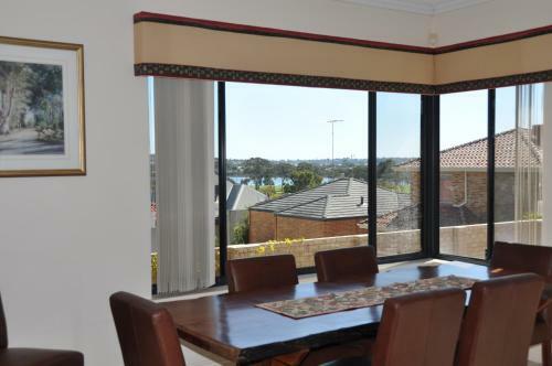 Apartamentos Alfred Cove Short Stay