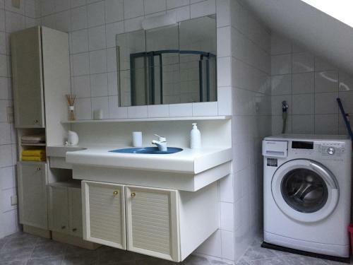 Das Gelbe Haus