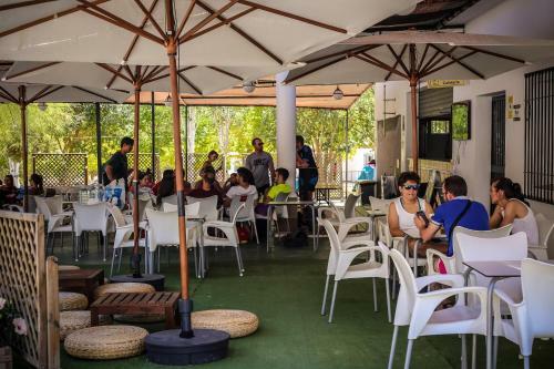 Centro De Ocio Al�a Bungalows Camping Rafting Benamej�