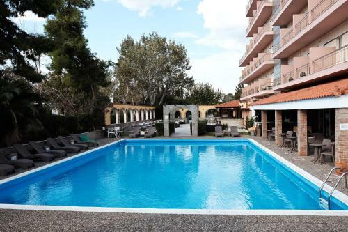 Stefania Beach Hotel