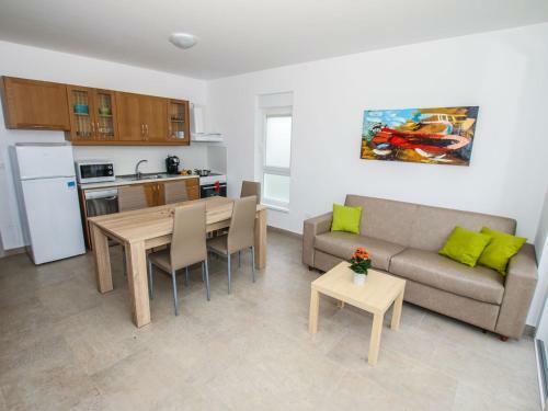 Apartment In Funtana With Three-bedrooms 1