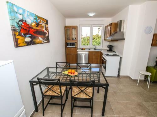 Apartment In Funtana With Three-bedrooms 1