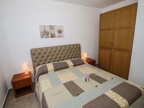 Apartment In Funtana With Three-bedrooms 1
