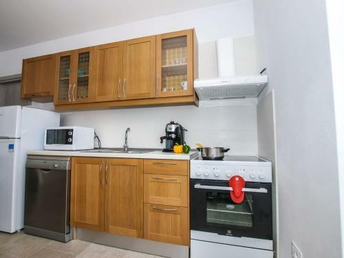 Apartment In Funtana With Three-bedrooms 1