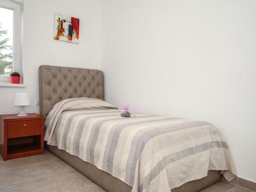 Apartment In Funtana With Three-bedrooms 1