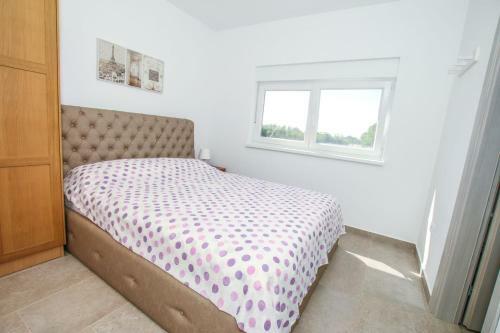 Apartment In Funtana With Three-bedrooms 1