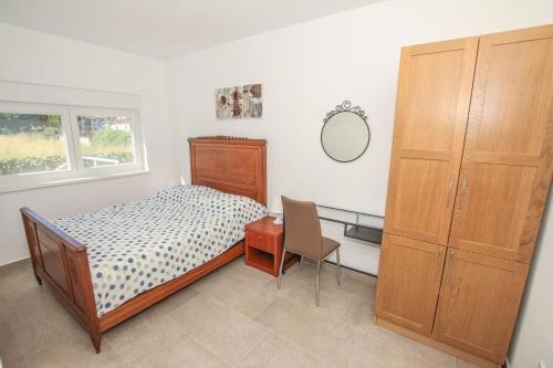 Apartment In Funtana With Three-bedrooms 1