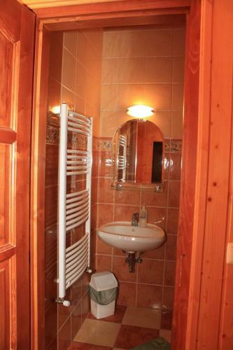 Hostal Radics Panzi� �tterem �s Wellness K�zpont
