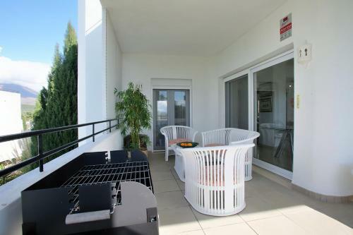 Sunny Golf Apartment