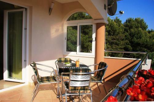 Apartment Alena 1 I 2
