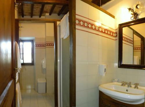 Borgo Di Ceri B&B