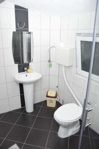 Markos Towers Apartments