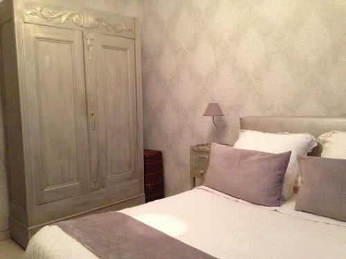 Le Petit Corbi�res