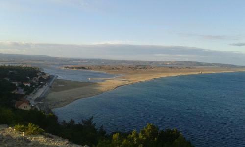 Le Petit Corbi�res