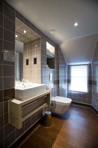 Hotel The Cross Keys