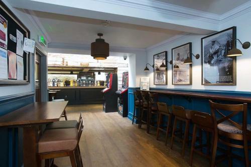 Hotel The Cross Keys