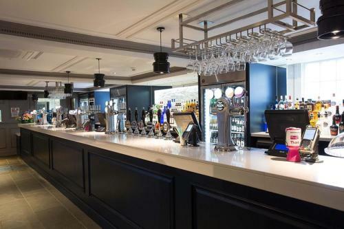Hotel The Cross Keys