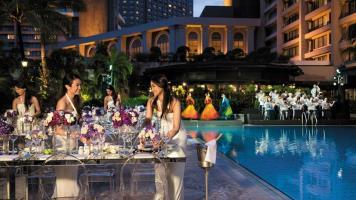 Hotel Peninsula Manila