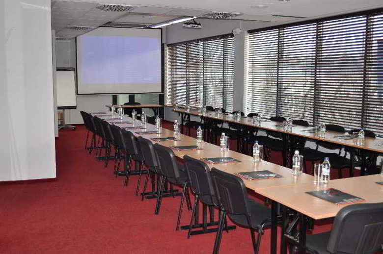 System Premium Katowice Hotel