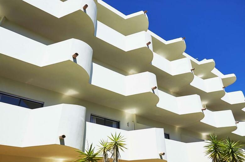 Alvormar Apartments