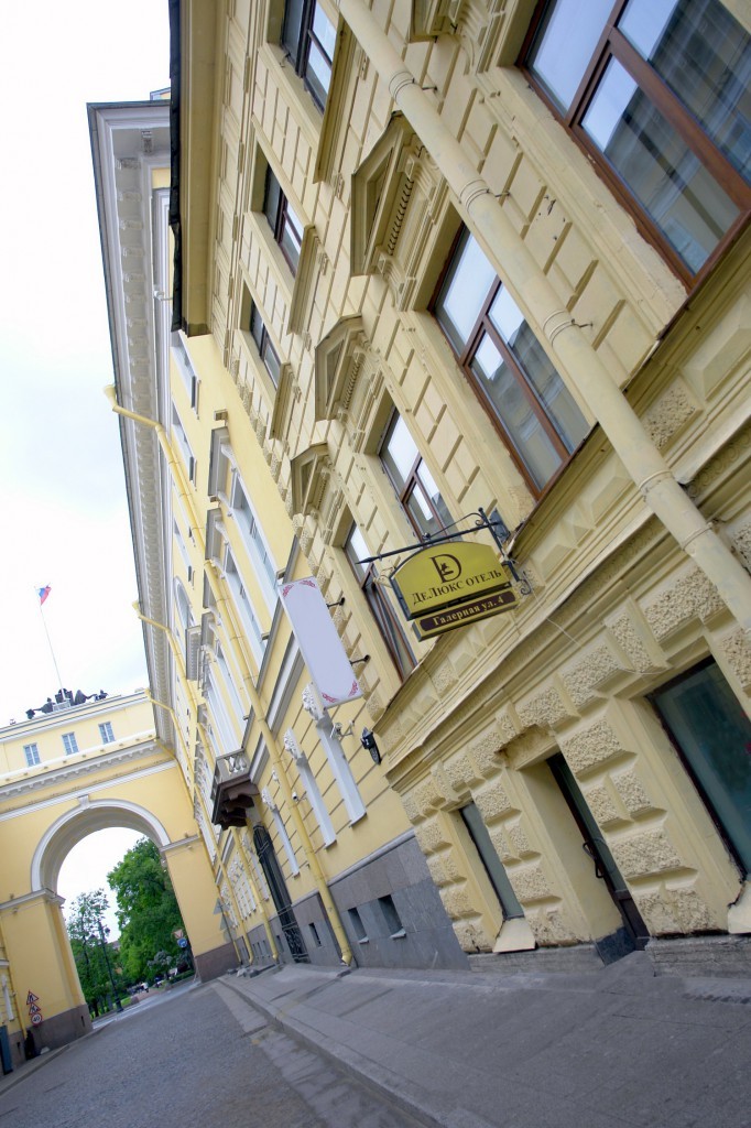 Deluxe Hotel