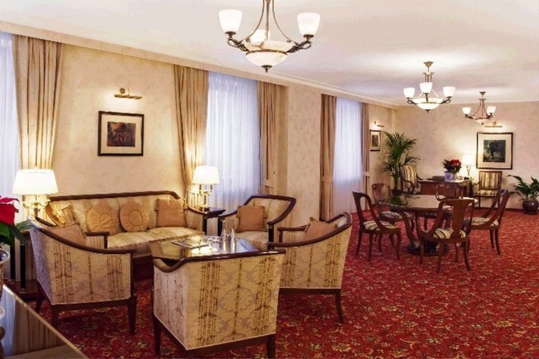 Hotel Marriott Royal Aurora