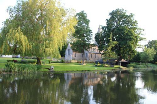River Nene Cottages