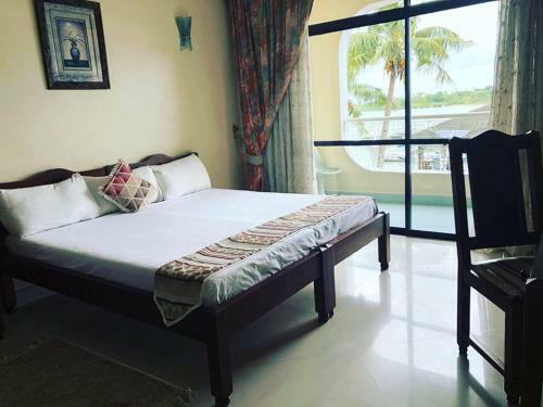 Bed & Breakfast Tudor Water Sports Hotel