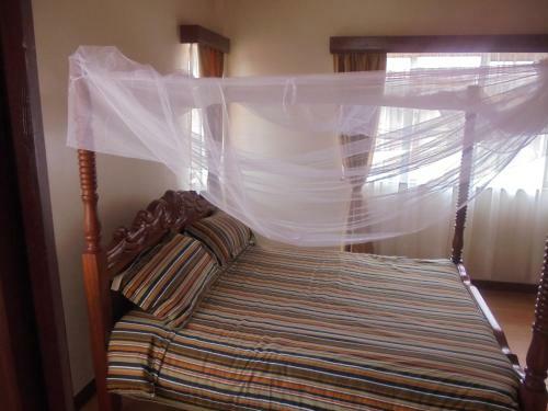 Upperhill Blueberry Hotel