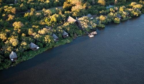 Royal Chundu River Lodge