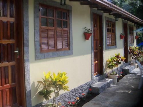 Hostal Pousada Recanto Dos Ipes
