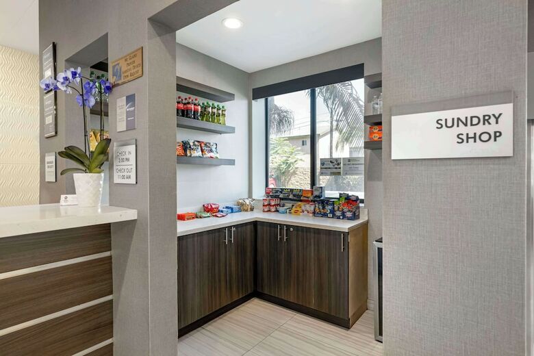 Hotel Best Western Plus Gardena Inn & Suites
