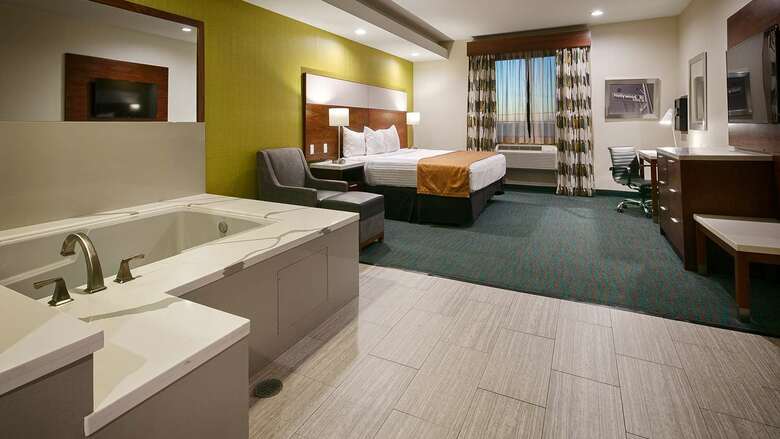 Hotel Best Western Plus Gardena Inn & Suites