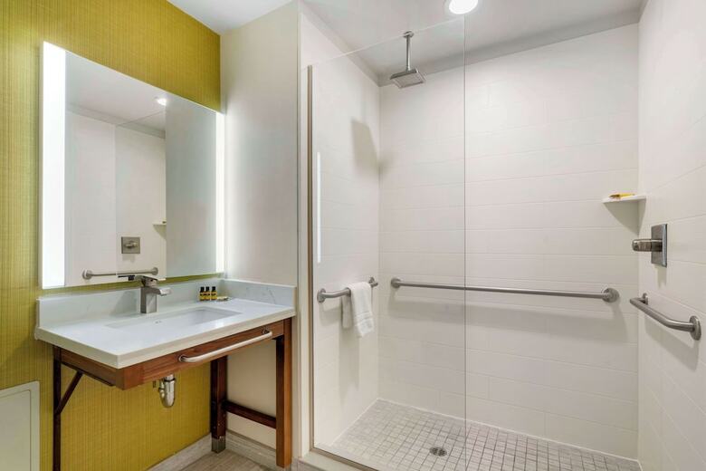 Hotel Best Western Plus Gardena Inn & Suites