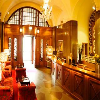 Hotel Clarion Grand