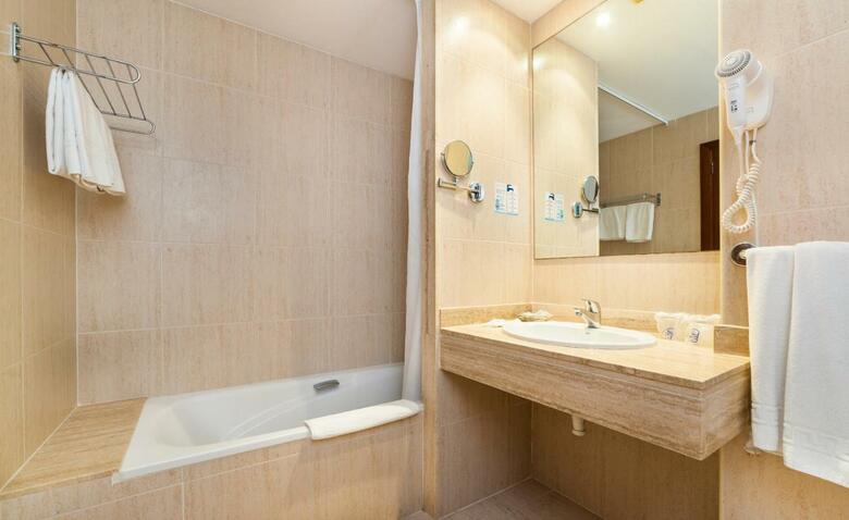 Hotel Garbi Cala Millor