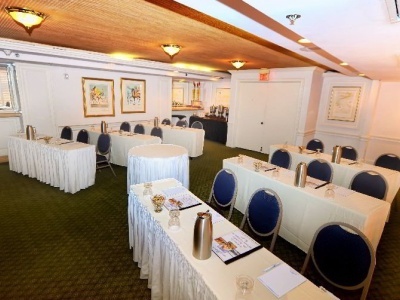 The Alexander Hotel