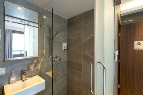 Hostal S2 Hotel