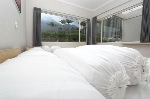 Batu Mountview Villa