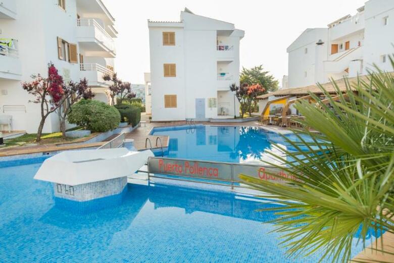 Aparthotel Flora