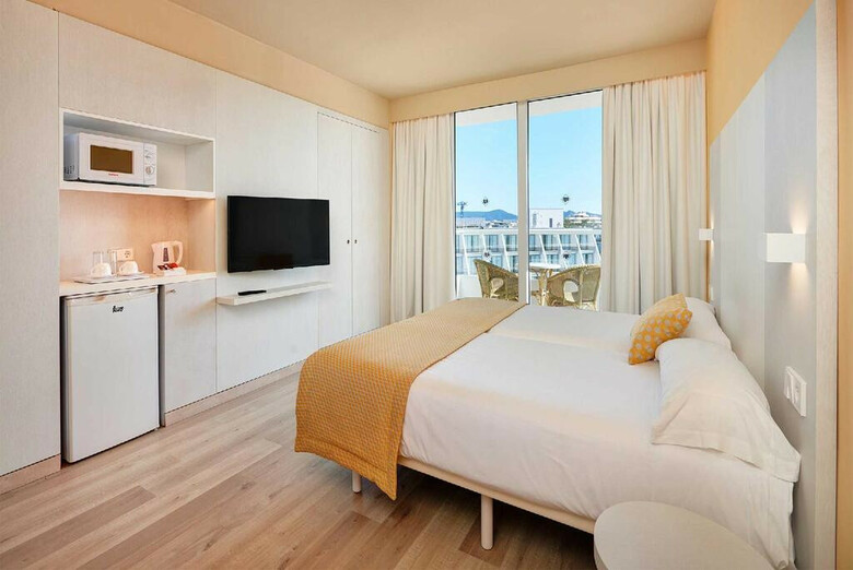 Hotel Protur Vista Badia