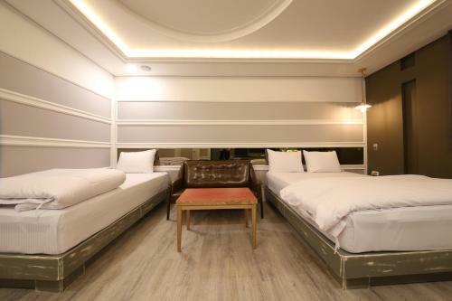 Look Motel