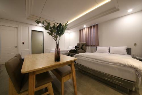Look Motel