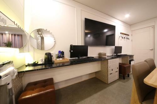 Look Motel