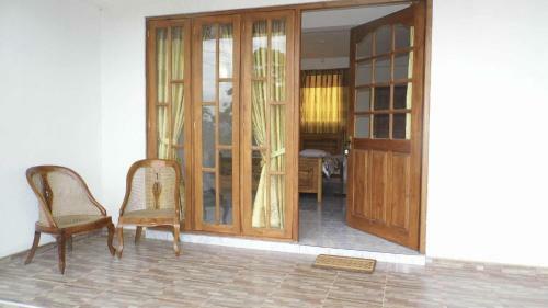 Hostal Ella Mountain Palace