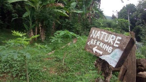 Hostal Nature Park