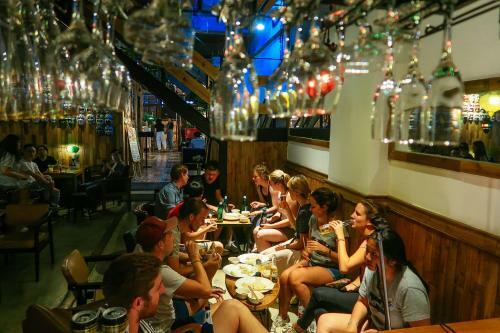 Chengdu Lazybones Hostel Templeside Poshpacker