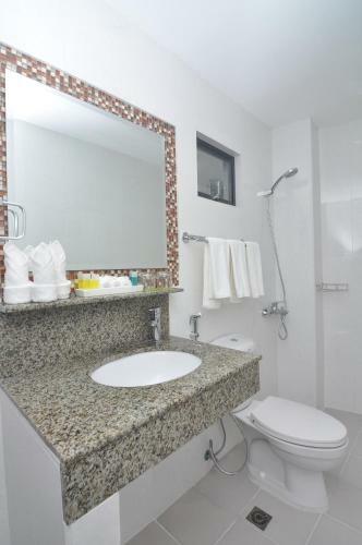 717 Cesar Place Hotel